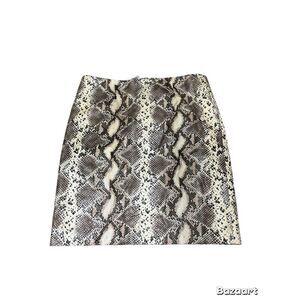 NWT. Jaclyn Smith, Faux snake skin, pencil skirt ￼Size 14